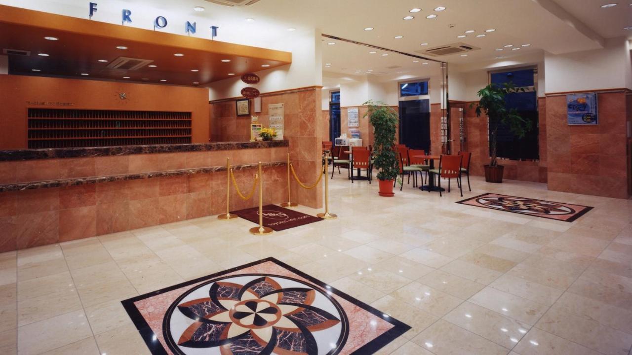 Toyoko Inn Tokyo Ikebukuro Kita-Guchi No.1 Exterior foto