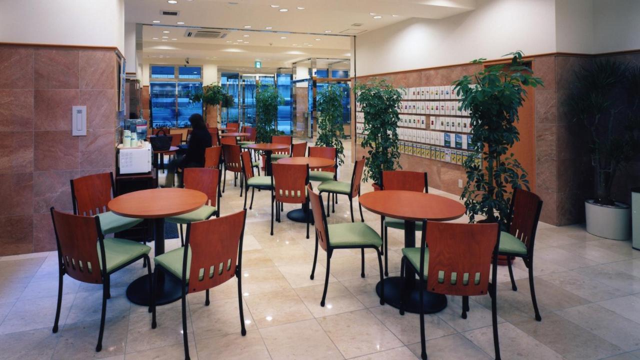 Toyoko Inn Tokyo Ikebukuro Kita-Guchi No.1 Exterior foto