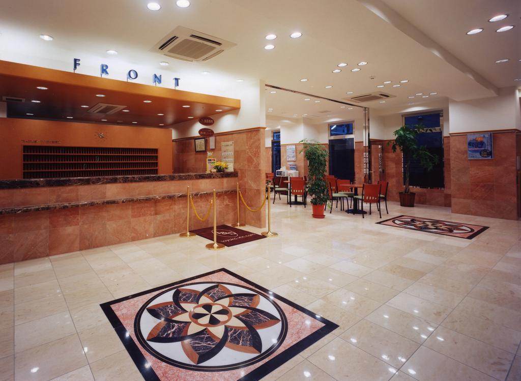 Toyoko Inn Tokyo Ikebukuro Kita-Guchi No.1 Exterior foto